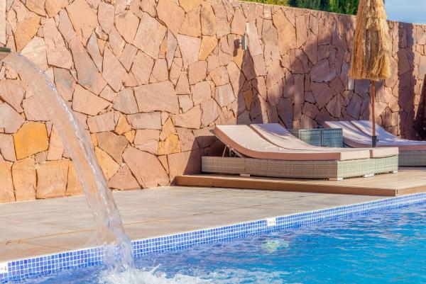 Casa independiente en calle Beniaya