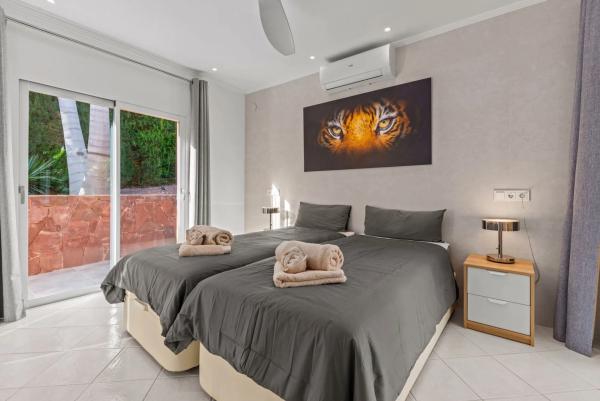 Casa independiente en calle Beniaya