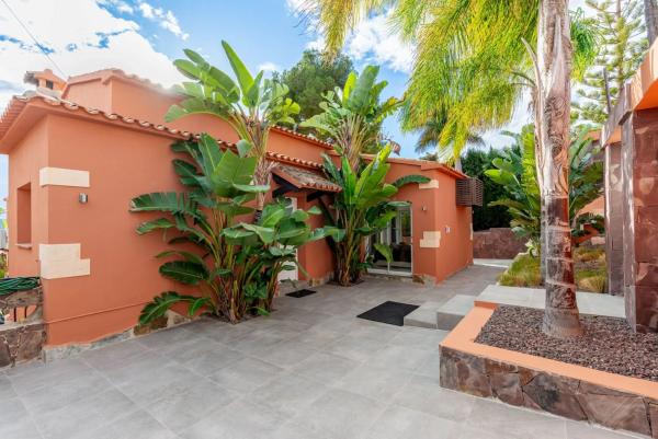 Casa independiente en calle Beniaya