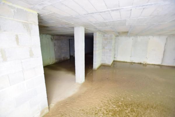 Casa independiente en calle Haya, 187