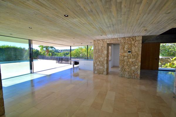 Casa independiente en calle Enebro