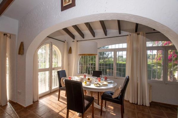 Casa independiente en calle Puerto de Moraira