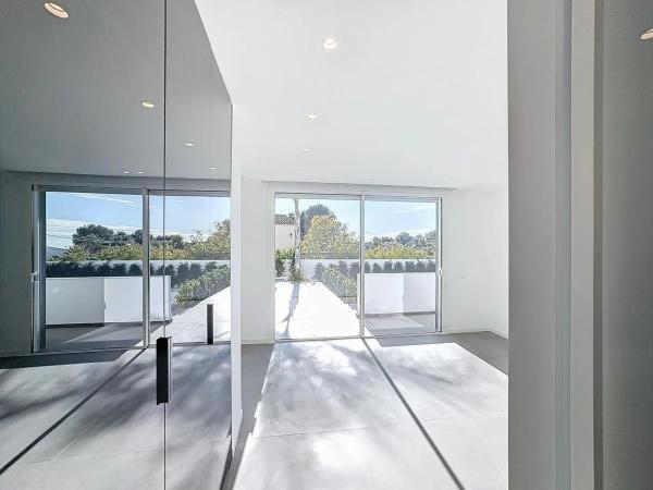 Casa independiente en calle Túnez