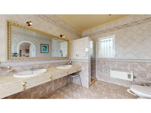 Casa independiente en calle Puerto del Barquero