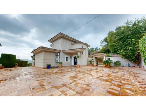 Casa independiente en calle Puerto del Barquero