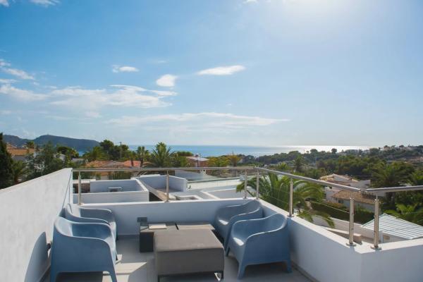 Casa independiente en calle Estambul