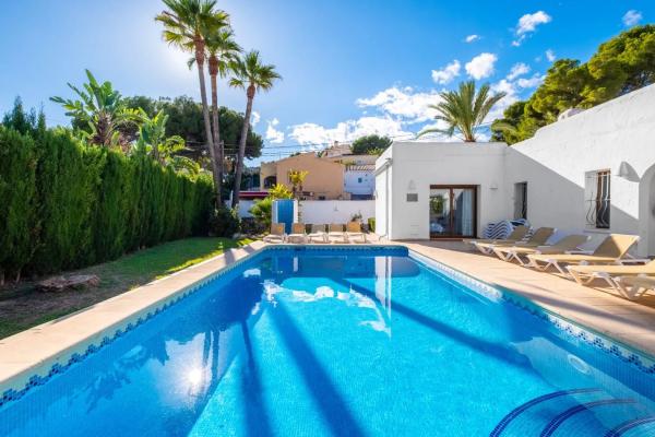 Chalet en calle Medina