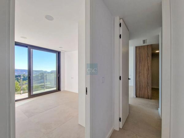 Chalet adosado en calle Benizalom, 5