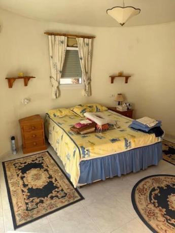 Casa independiente en calle Lérida, 9