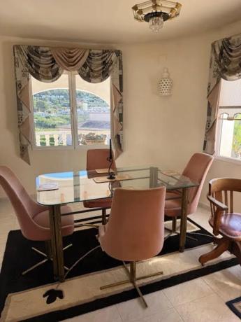 Casa independiente en calle Lérida, 9