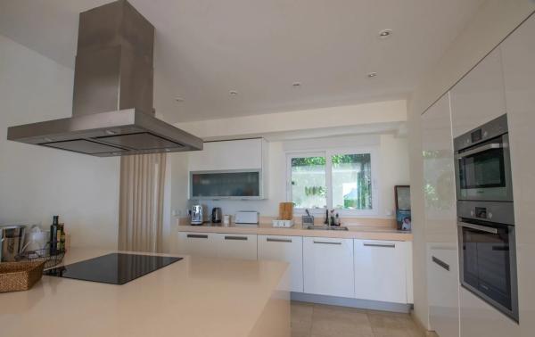 Casa independiente en calle Puerto del Barquero