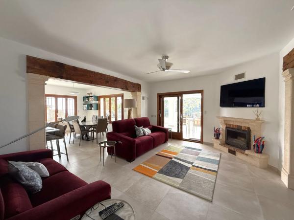 Casa independiente en CL Puerto De Encina