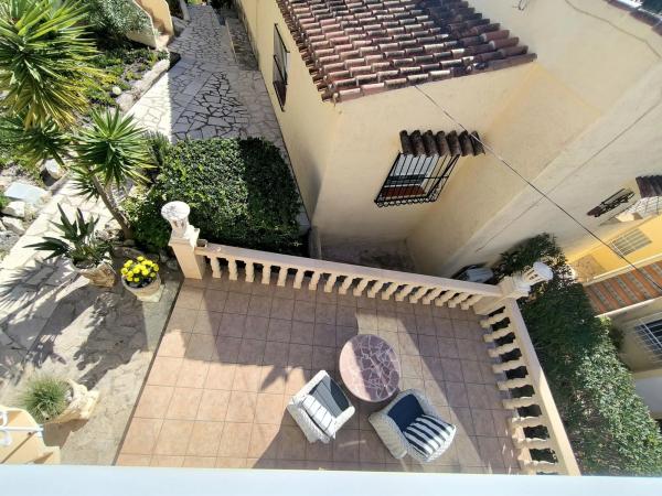 Chalet pareado en avenida de madrid, 36