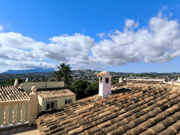 Chalet pareado en avenida de madrid, 36