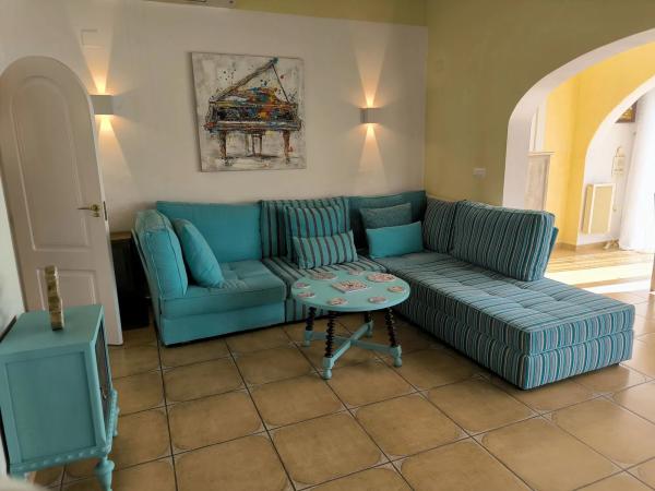 Chalet pareado en avenida de madrid, 36