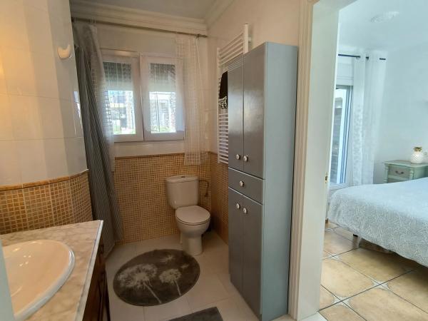 Chalet pareado en avenida de madrid, 36