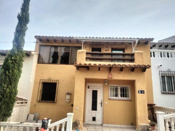 Chalet adosado en calle Ávila