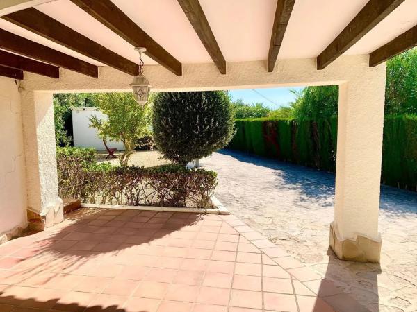 Casa independiente en calle Córdoba