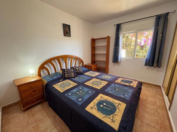 Chalet adosado en calle Cullera