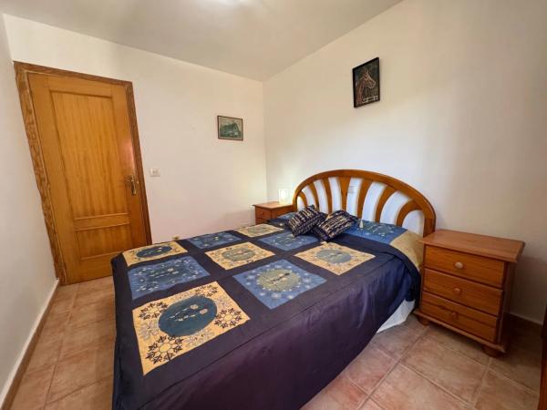 Chalet adosado en calle Cullera