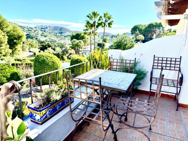 Chalet adosado en calle Cullera