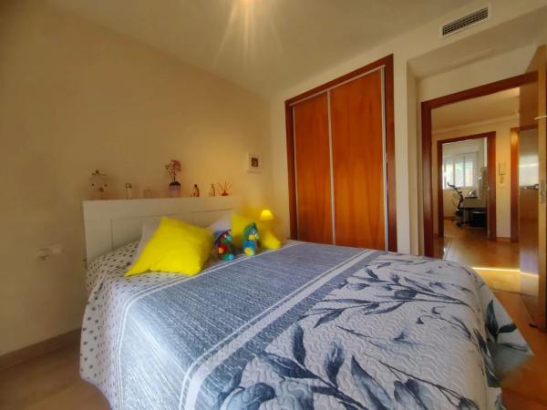 Chalet adosado en calle Santander