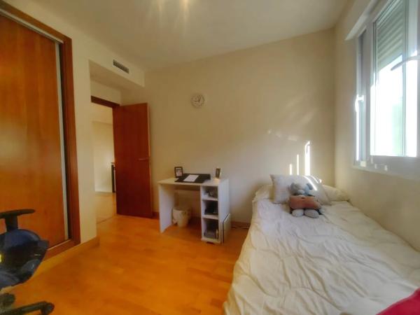 Chalet adosado en calle Santander