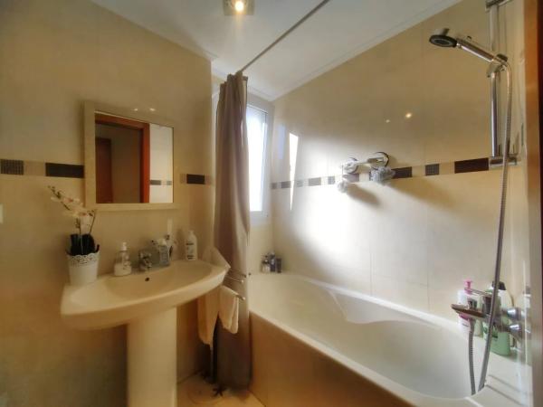 Chalet adosado en calle Santander