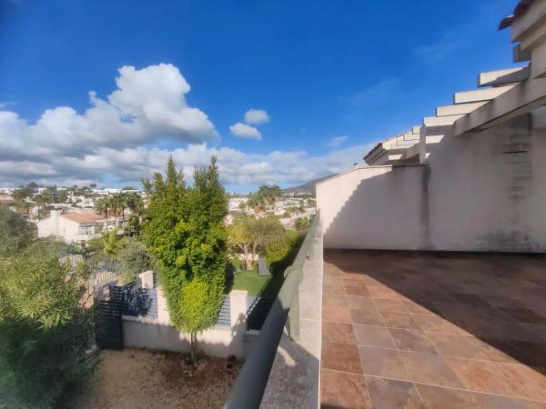 Chalet adosado en calle Santander