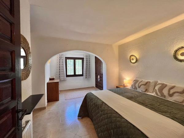 Casa independiente en CL Santiago De Compostela, 8