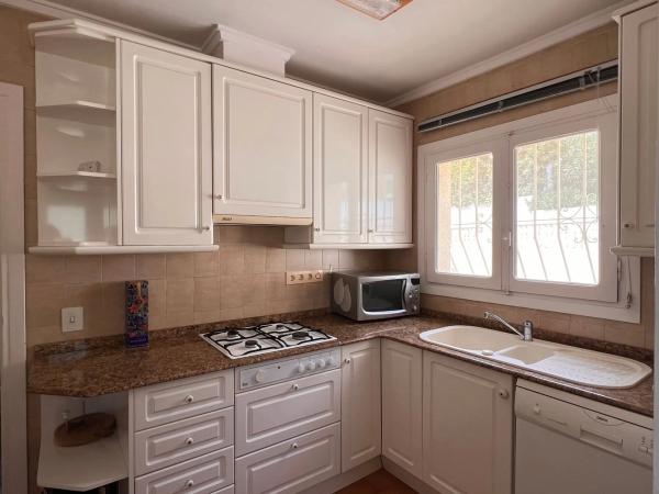 Casa independiente en CL Santiago De Compostela, 8