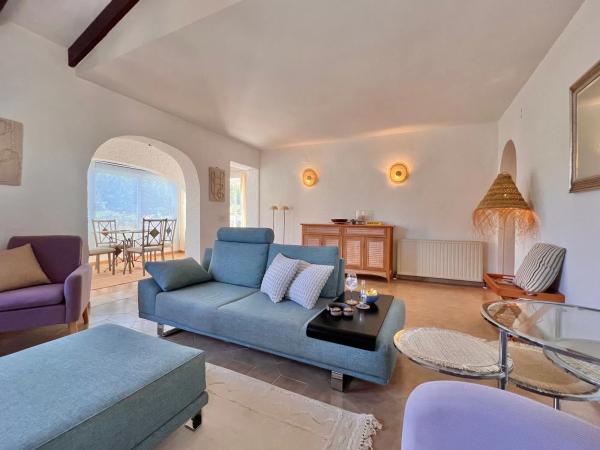 Casa independiente en CL Santiago De Compostela, 8