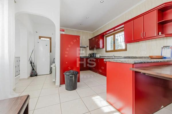 Casa independiente en calle Medina