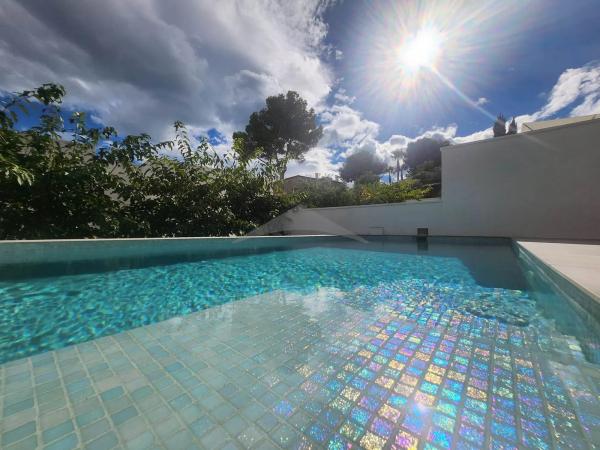 Chalet adosado en calle Milano, 24