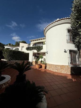 Casa independiente en calle Río Nalón, 27