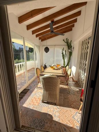 Casa independiente en calle Río Nalón, 27