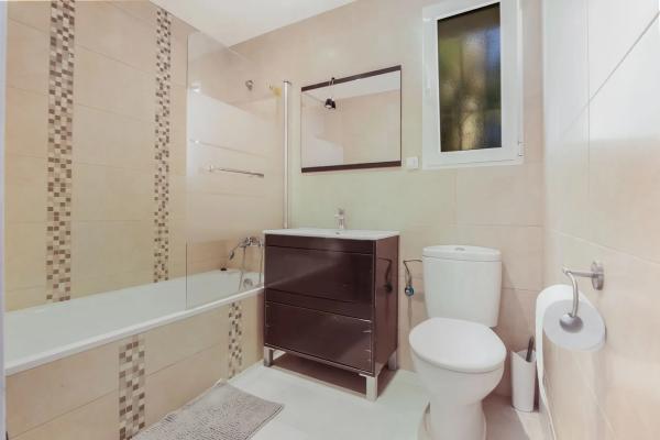 Casa independiente en calle Navacerrada, 8