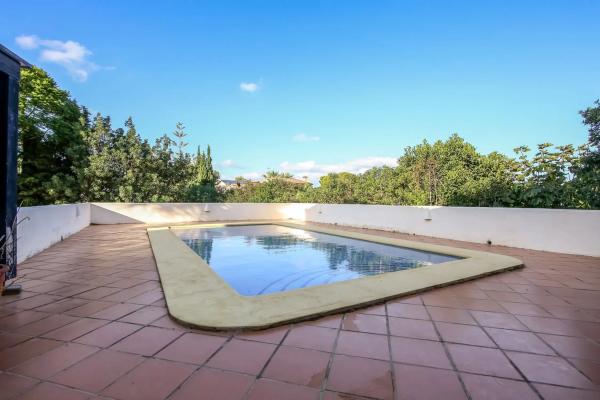 Casa independiente en calle Navacerrada, 8