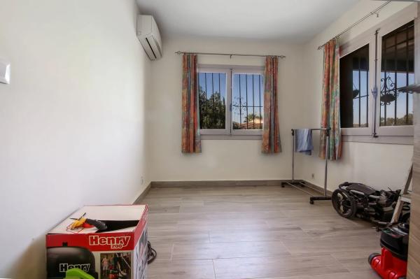 Casa independiente en calle Navacerrada, 8