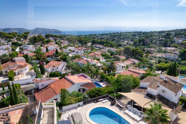 Chalet en Pinar de Advocat-Cometa