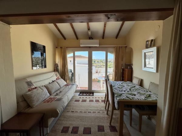 Chalet adosado en calle Pintor Sorolla, 4