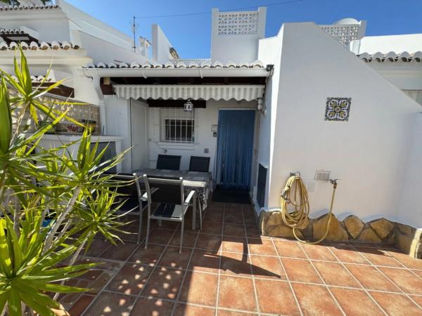 Chalet adosado en calle Pintor Sorolla, 4