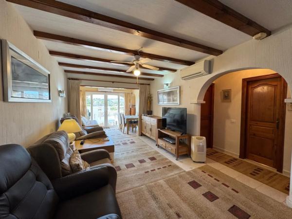 Chalet adosado en calle Pintor Sorolla, 4