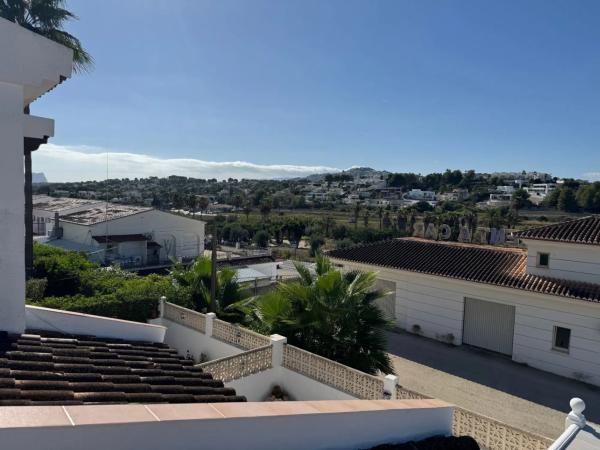 Chalet adosado en calle Pintor Sorolla, 4