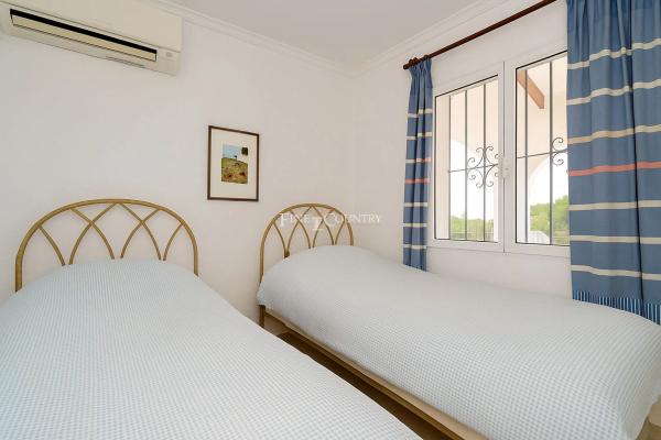 Casa independiente en calle Benicolet