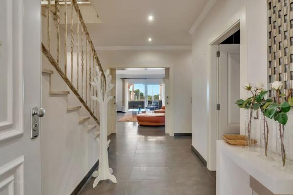 Casa independiente en calle Pirineos