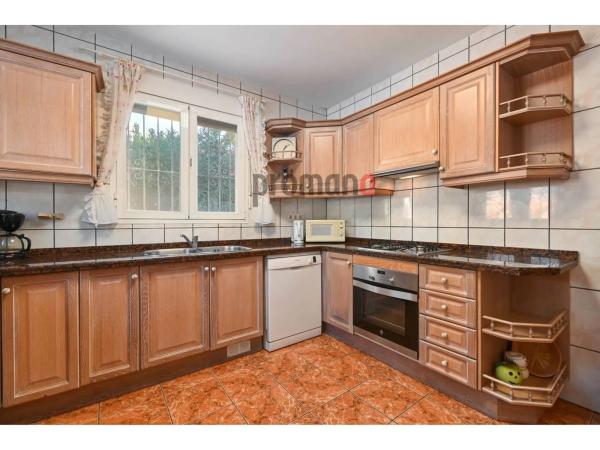 Casa independiente en calle Bagdad, 16 -28