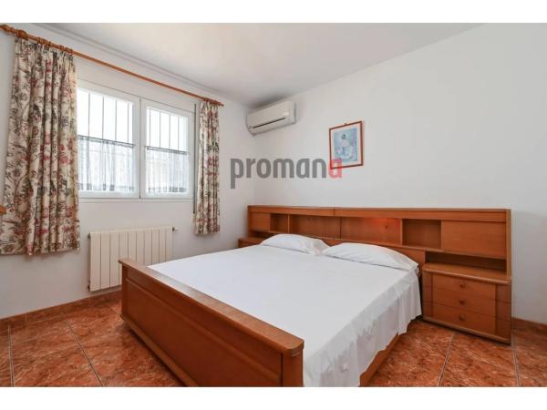 Casa independiente en calle Bagdad, 16 -28