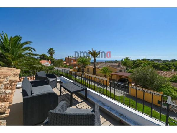 Casa independiente en calle Bagdad, 16 -28