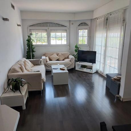 Chalet adosado en calle Tarragona, 24